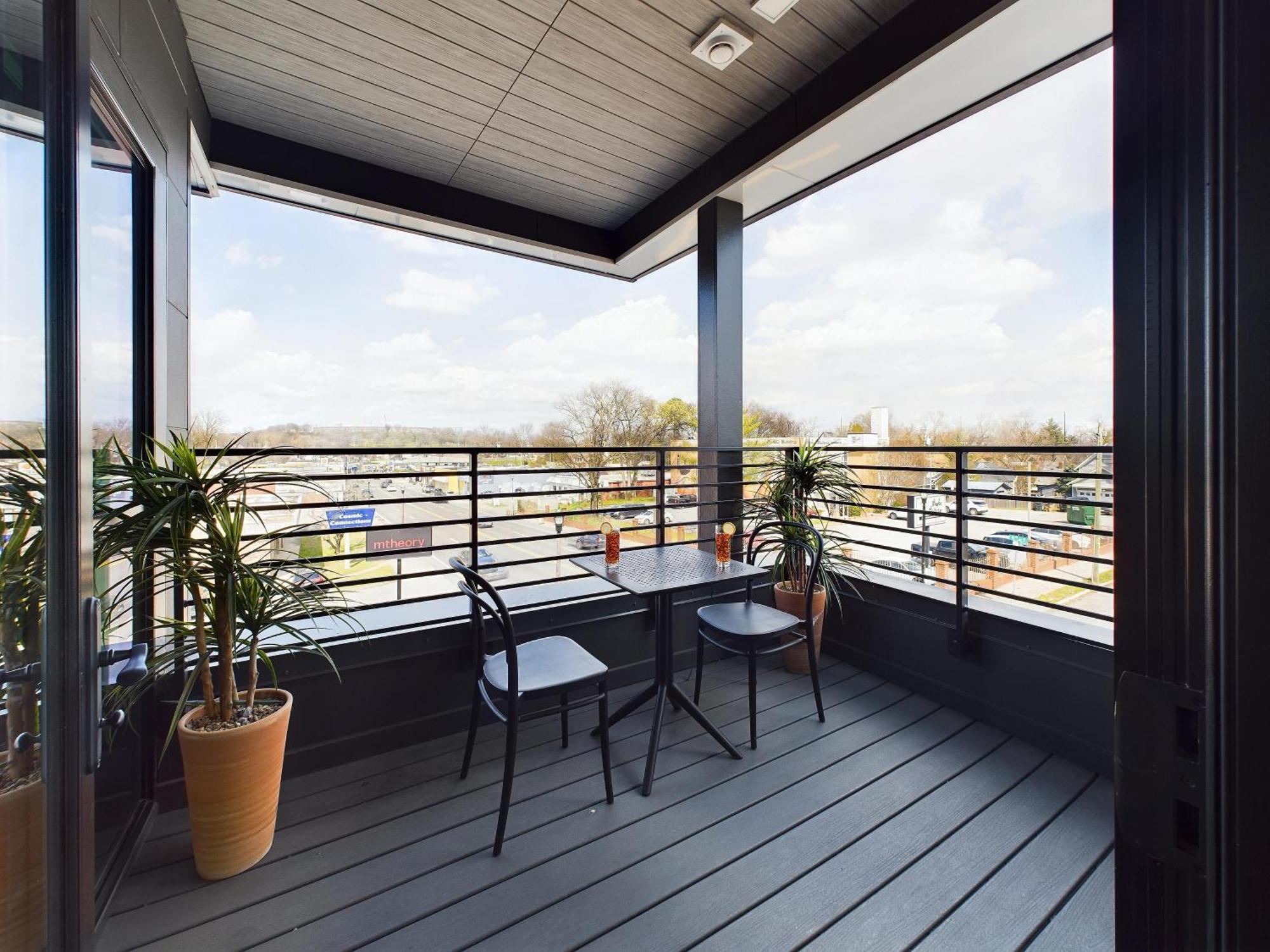 Foxscape - 6 Homes In 12 South - Private Balconies * Nashville