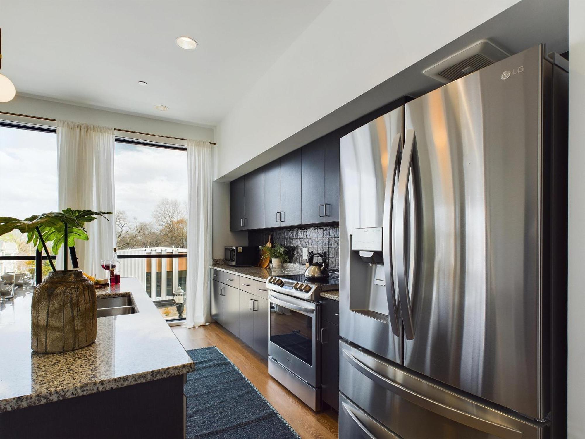 Foxscape - 6 Homes In 12 South - Private Balconies Nashville