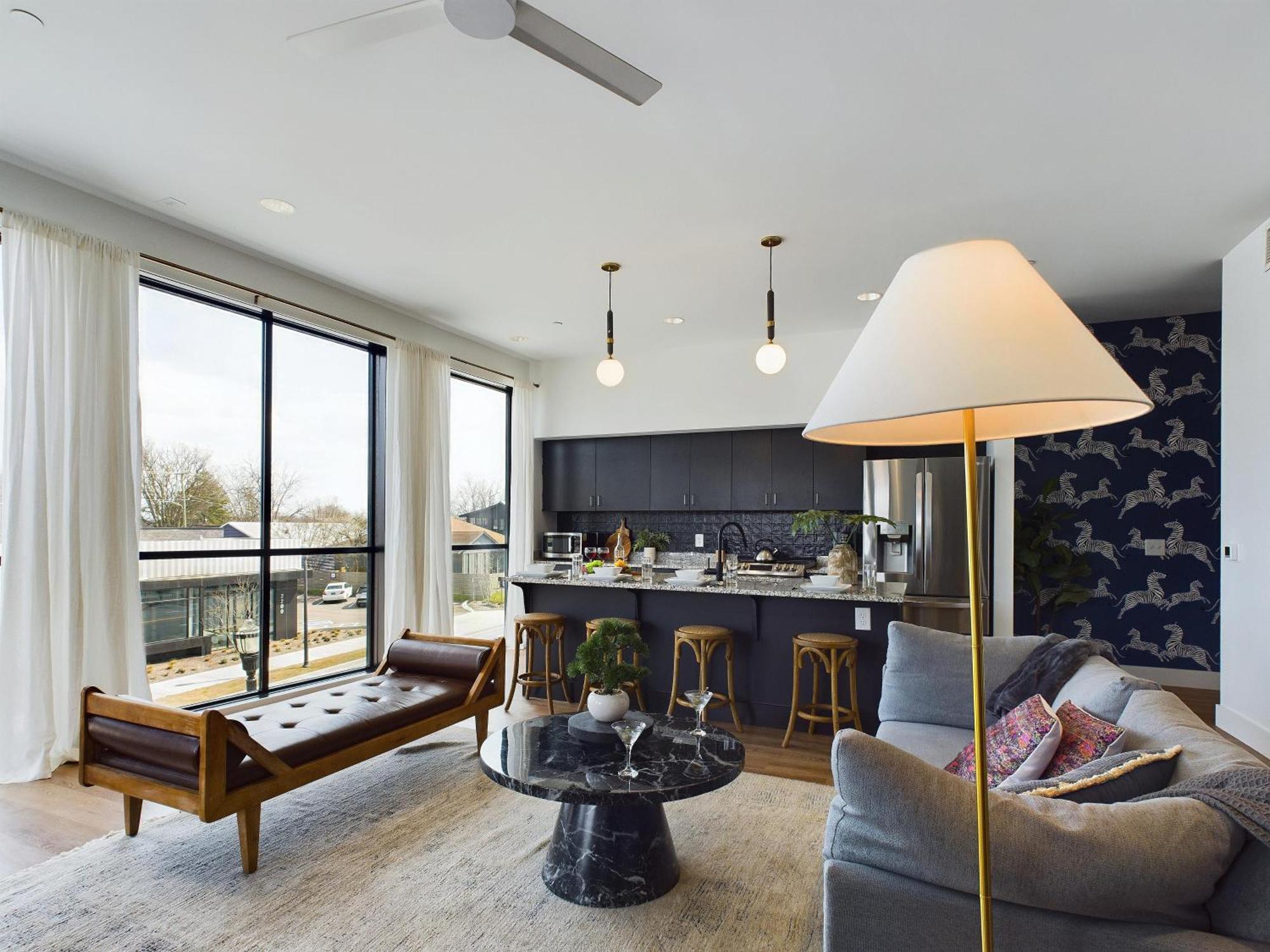 Foxscape - 6 Homes In 12 South - Private Balconies